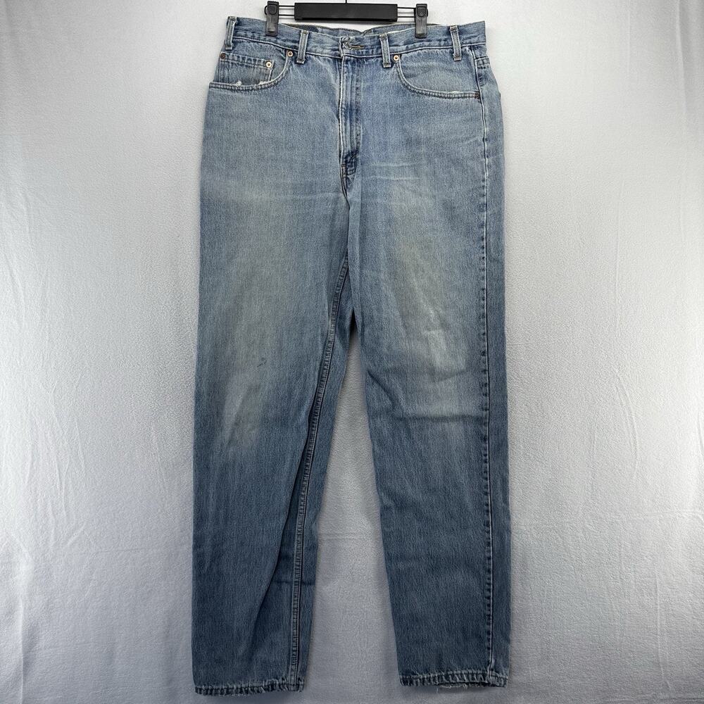 Vintage Levis Jeans Fits 36x36 Blue 550 Relaxed Canada Made 2000s Y2K Red Tab - Picture 2 of 16